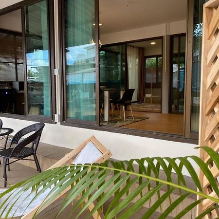 Catory Villa Bangkok Exterior photo