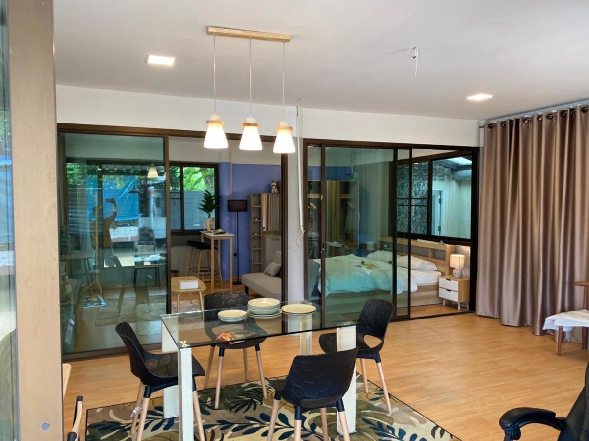 Catory Villa Bangkok Exterior photo